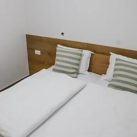 Ali Guest house