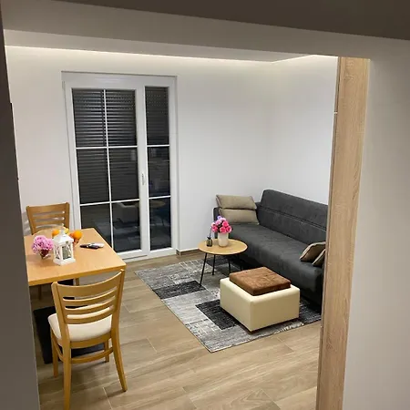 Konukevi Ali 3*