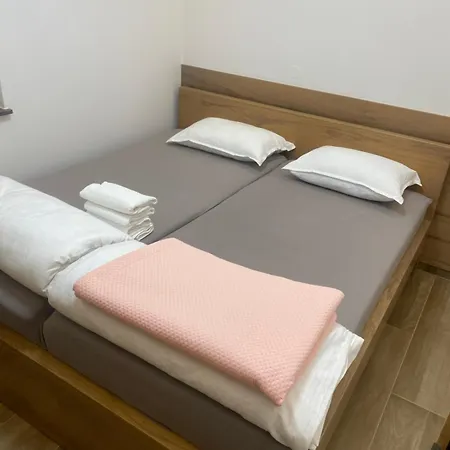 Konukevi Ali 3*